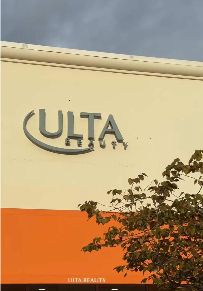 Post by houseoflashes