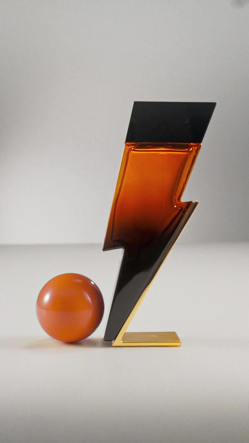 Post by carolinaherreraofficial