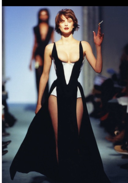 Mugler content
