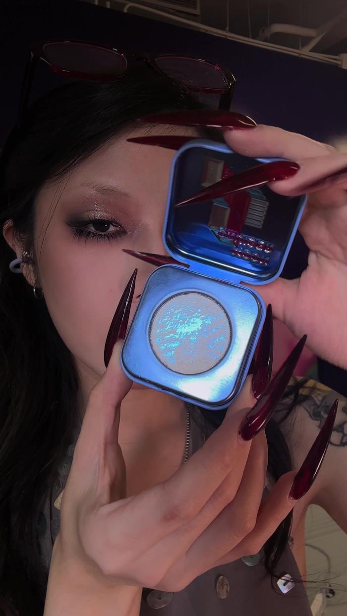 TikTok Post Thumbnail