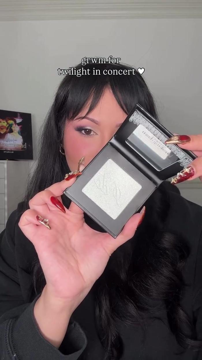 TikTok Post Thumbnail