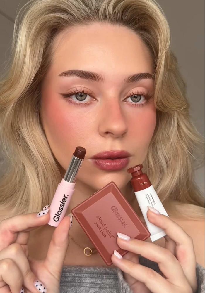 Top post by Glossier