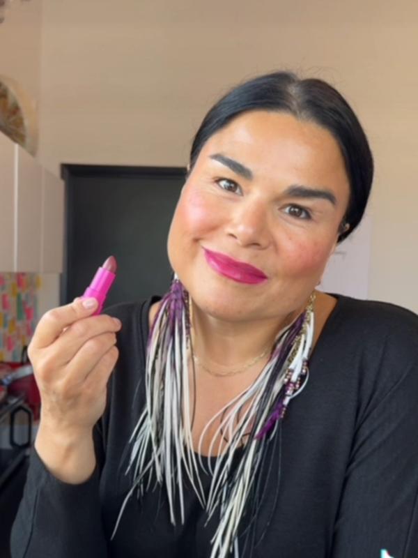 Post by cheekbonebeauty