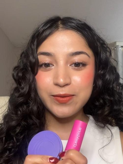 Post by cheekbonebeauty